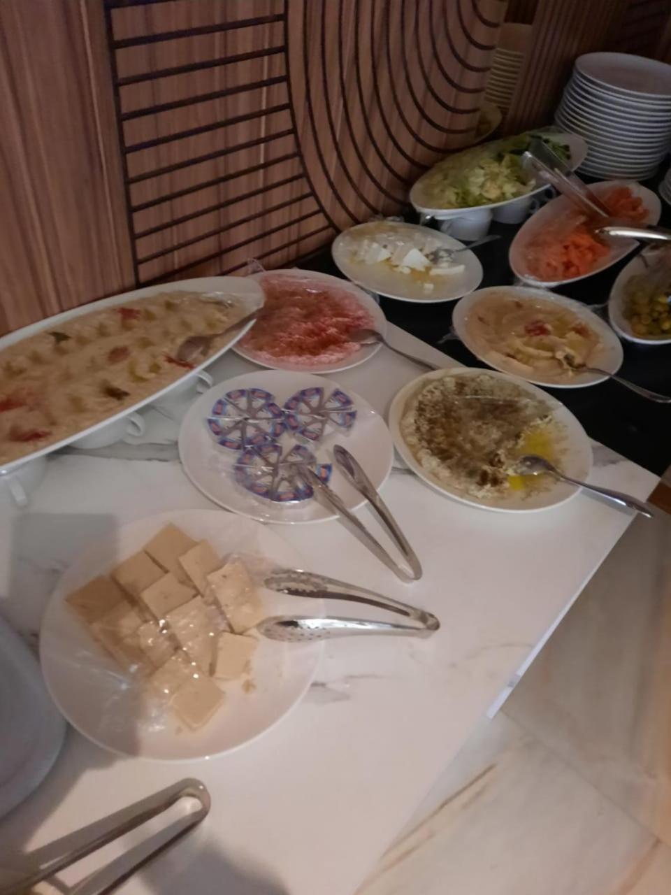 Quiet Jeddah Al Hamra Hotel Екстериор снимка